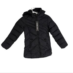 Steve Madden hooded  puffer jacket size 7/8 NWT .